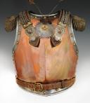 Photo 2 : CASQUE ET CUIRASSE D'OFFICIER DE CARABINIERS, modèle 1810, Premier Empire. 33671-33610(3616)