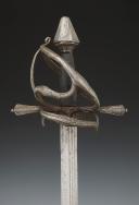 Photo 5 : SWORD OF ARMS, Germany, Late 16th century. 30415