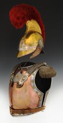Photo 6 : CASQUE ET CUIRASSE D'OFFICIER DE CARABINIERS, modèle 1810, Premier Empire. 33671-33610(3616)