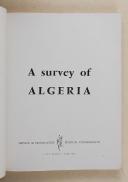 Photo 3 : Regards sur l’Algérie – " A survey of Algeria " en langue anglaise  