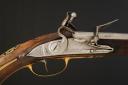 Photo 3 : PISTOLET D'ARÇON D'OFFICIER DE DRAGONS, Manufacture de Saint-Étienne. Ancienne Monarchie, règne de Louis XV, vers 1754. 34617