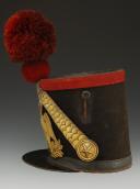 Photo 4 : SHAKO DE L'ÉCOLE SPÉCIALE MILITAIRE DE SAINT-CYR, modèle du 31 juillet 1837, Monarchie de Juillet. 33348