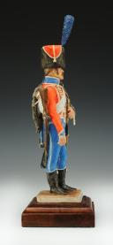 Photo 4 : BERNARD BELLUC, FIGURINE EN PORCELAINE : Hussard du 12ème Régiment 1812, Premier Empire.