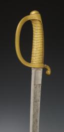 Photo 8 : INFANTRY SABER KNOWN AS A "BRIQUET" OF THE NATIONAL GUARD, based on the An IX model, July Monarchy. Inventory number: 29614R