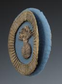 Photo 2 : OFFICER'S COAT HANGER ORNAMENT OF THE 1st CARABINIER REGIMENT, 1852-1865, Second Empire. 27139