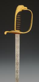 Photo 8 : SABRE D'OFFICIER DE LA MARINE DE LA RÉPUBLIQUE ARABE SYRIENNE, Milieu XXème siècle (1963-1972). 32669