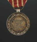 Photo 3 : MÉDAILLE COMMÉMORATIVE DE LA CAMPAGNE D'ITALIE, ATTRIBUÉE À CONSTANT GUYON, lancier de la Garde Impériale, médaille créée en 1859, Second Empire.