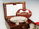 Photo 4 : NÉCESSAIRE DE TOILETTE ATTRIBUÉ AU GÉNÉRAL MEYNADIER, Premier Empire. 30324