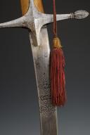 Photo 9 : ORIENTAL SWORD, ALSO KNOWN AS "PALA", mid-19th century (around 1854/1855). Inventory number: 32999.