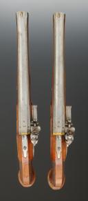 Photo 9 : LONG PAIR OF GENERAL OFFICER'S POWERFUL PISTOLS TO THE REGULATION OF VENDÉMIAIRE AN XII, signed "Boutet Artist Director - Manufacture in Versailles", Consulate - First Empire. 27973