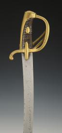Photo 8 : LIGHT CAVALRY SABER SIGNED FROM THE MANUFACTURE OF VERSAILLES, model Year XI (1802), First Empire. 28217