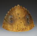 Photo 2 : Czapka plate of the 8th Regiment of Lancers, model 1854, Second Empire. 34332-1.