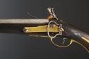 Photo 4 : PISTOLET D'ARÇON, modèle de 1733, pour le régiment des Hussards de Rattk, Ancienne Monarchie, règne de Louis XV, entre 1740 et 1743. 34627