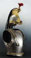 Photo 1 : Ensemble casque et cuirasse de Cuirassiers de la Garde Impériale, modèle 1854, Second Empire.