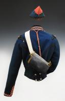 Photo 2 : UNIFORME DE TROMPETTE DU 9ème RÉGIMENT DE CHASSEURS À CHEVAL, modèle 1858, Second Empire. 27068