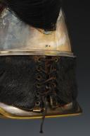 Photo 8 : CASQUE D'OFFICIER DE CUIRASSIERS, modèle 1844, Monarchie de Juillet. 27054-2