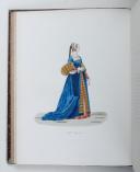 Photo 6 : LECHEVALLIER-CHEVIGNARD. Costumes historiques des XVIe, XVIIe et XVIIIe siècles