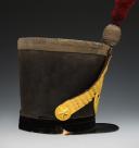 Photo 7 : SHAKO D'OFFICIER DU 11ème RÉGIMENT D'INFANTERIE, modèle 1830, Monarchie de Juillet. 27702