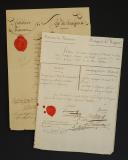 Division du Piémont. Dragons. LOT DE DEUX DOCUMENTS : CERTIFICAT DE BLESSURES DÉLIVRÉ À THOMAS DUSSELIER, 1er Régiment de Dragons ; ÉTAT DE SERVICES, CAMPAGNES ET BLESSURES DÉLIVRÉ À JEAN PAUQUET, 6ème Régiment de Dragons. 18910-75