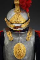Photo 2 : CHILDREN'S ARMOR SET: CUIRASSIER OFFICER'S HELMET AND CUIRASS 1872, Third Republic. 27845