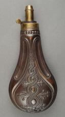 Photo 1 : Powder flask, 19th century.