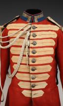 Photo 8 : TUNIQUE DE MUSICIEN DE 3ème CLASSE DU 2ème RÉGIMENT DES CUIRASSIERS DE LA GARDE IMPÉRIALE, Second Empire (1855-1865). 27056