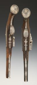 Photo 12 : PAIR OF PISTOLS OF THE CARABINIERS OF MONSIEUR, Old Monarchy, circa 1780. 30080