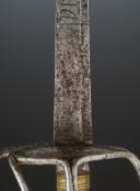 Photo 3 : FORTE-ÉPÉE WALLONNE DES GARDES DU CORPS DE LA MAISON MILITAIRE DU ROY, Ancienne Monarchie, vers 1730-1750. 28825