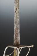 Photo 8 : FORTE-ÉPÉE WALLONNE DES GARDES DU CORPS DE LA MAISON MILITAIRE DU ROY, Ancienne Monarchie, vers 1730-1750. 28825