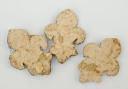 Photo 2 : THREE FLEUR-DE-LIS FOR UNIFORM TURN-BACK ORNAMENT, Former Monarchy. 26216-1