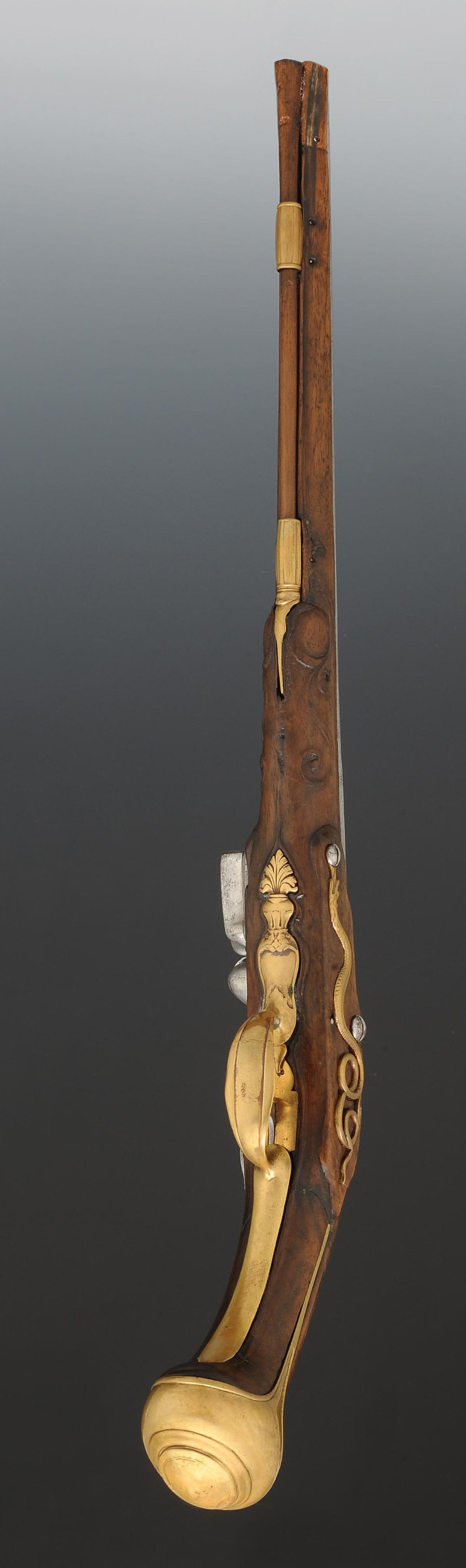 PISTOLET D'ARÇON D'OFFICIER DE HUSSARDS. Ancienne Monarchie, premier ...