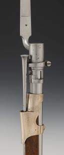 Photo 11 : REWARD RIFLE FOR ROYALIST FOOT TROOPS WHO DISTINGUISHED THEMSELVES DURING CAMPAIGNS AGAINST THE REVOLUTION, awarded to François BEAUVAIS, model 1817, Restoration period. Price: 29990.