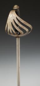 Photo 5 : Cavalry Officer's Saber Manufactured for Chile, Worn by the Guards of the Moneda Palace. Based on the 1882 model for cavalry officers, late 19th century. 33016R