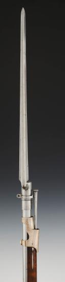 Photo 9 : REWARD RIFLE FOR ROYALIST FOOT TROOPS WHO DISTINGUISHED THEMSELVES DURING CAMPAIGNS AGAINST THE REVOLUTION, awarded to François BEAUVAIS, model 1817, Restoration period. Price: 29990.