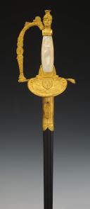 ÉPÉE DE MÉRITE ET DE DISTINCTION DE L'ÉCOLE DES PAGES DONNÉE PAR LE ROI À MONSIEUR ADEMAR DE GAIN MONTAIGNAC EN 1830, second modèle du fourbisseur Loyselier (1822-1830), Restauration. 32701