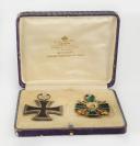 Photo 4 : BOX COLLECTING A SECOND CLASS IRON CROSS, model 1914, AND THE ORDER OF THE LION OF ZÄHRINGEN, First World War. 27579