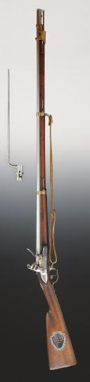 Photo 9 : FUSIL DE RÉCOMPENSE POUR LES TROUPES À PIED ROYALISTES S'ÉTANT DISTINGUÉES PENDANT LES CAMPAGNE CONTRE LA RÉVOLUTION, attribué à BERNARD Jean, modèle 1817, Restauration. 29240