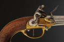 Photo 2 : PISTOLET DE CAVALERIE, modèle 1777 dit « à coffre », premier type, Ancienne Monarchie. 30130