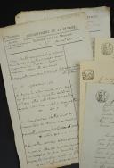 Photo 3 : Garde des Consuls. ARTILLERIE. Ensemble de trois devis signés Marie-Anne VIGNIER FEMME CHAILLOT, pour la réalisation de pavillons de trompettes pour l'artillerie de la Garde des Consuls, 19 Vendemiaire et 19 Germinal an 12, Minute du chef de la 2è division adressée à Mme Vignier jugeant ses tarifs trop élevés (9 vendemiaire an 12) et son rapport fait au Ministre le 30 germinal an 12 l'informant des devis revus. 18907-6