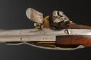 Photo 5 : PISTOLET DE CAVALERIE, modèle 1777 dit « à coffre », premier type, Ancienne Monarchie. 30130