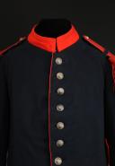 Photo 2 : TUNIC-SKIRT OF BRIGADIER OF CUIRASSIERS, type 1868 Second Empire, 20th century reconstruction. 26998