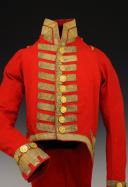 Photo 3 : HABIT DE GRANDE TENUE DE LA 1ère COMPAGNIE DES MOUSQUETAIRES DE LA MAISON MILITAIRE DU ROI (Mousquetaires Gris), modèle 1814, Première Restauration. 30035