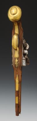 Photo 4 : PISTOLET D'ARÇON D'OFFICIER, Ancienne Monarchie, règne de Louis XV, vers 1740. 34644
