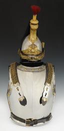 HELMET AND CUIRASS OF CUIRASSIERS OF THE IMPERIAL GUARD, model 1854 modified 1871, Second Empire modified Third Republic. 27765/27766-1