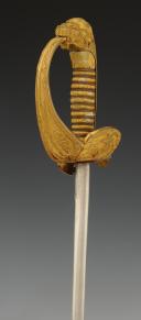 Photo 5 : SABRE D'OFFICIER DE LA MARINE DE GUERRE ALLEMANDE, modèle 1923, Troisième Reich. 32653-1