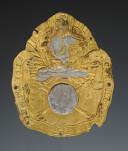 Photo 2 : PLAQUE DE CASQUE DE SAPEURS-POMPIERS DE LA COMMUNE DE TROISSEREUX, type 1837, Monarchie de Juillet. 25375-26