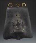 Photo 2 : SABRETACHE D'OFFICIER EN TENUE DE CAMPAGNE D'ARTILLERIE À CHEVAL DE LA GARDE IMPÉRIALE, modèle 1854, Second Empire. 33808