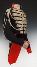 Photo 6 : HABIT DES GARDES DU CORPS DU ROI AYANT APPARTENU À MONSIEUR DE BEAUFFORT DE LA COMPAGNIE DE NOAILLES de grande tenue, modèle 1820, Seconde Restauration (1820-1830). 30007