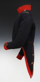 Photo 7 : OFFICER'S UNIFORM OF THE 37th INFANTRY REGIMENT, model 1822, Restoration period. 29331.