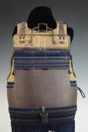 Photo 10 : JAPANESE ARMOR OF THE TETSU KURO URASHI NURI GOMAIDŌ GUSOKU TYPE, EDO PERIOD, Mid-19th Century. Inventory number 33678.